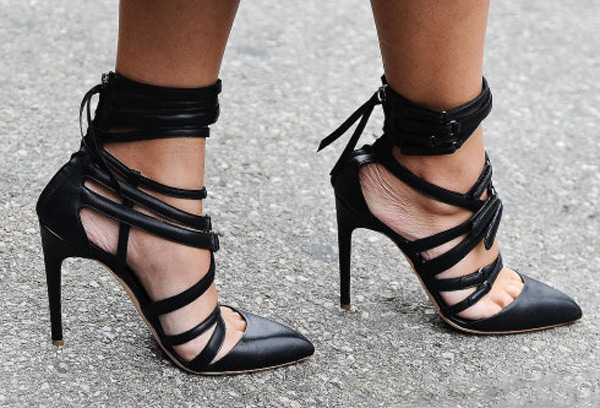 black-high-heels-for-party