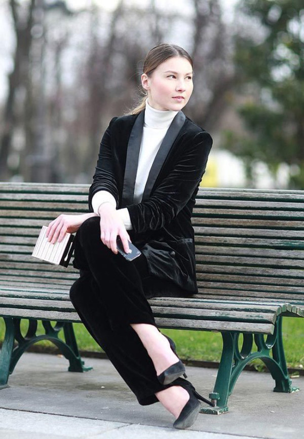 black-suit-for-women